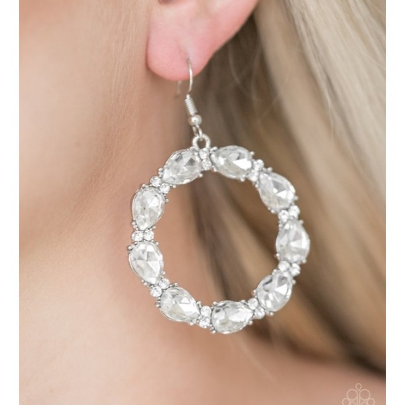 Beautiful hypoallergenic earrings - Picture 2 of 8